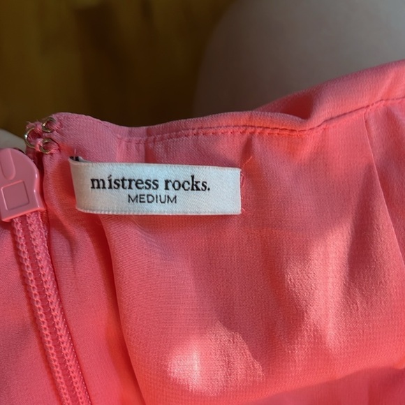 Místress Rocks Coral Ruffled Strapless Cropped Top - Picture 3 of 3